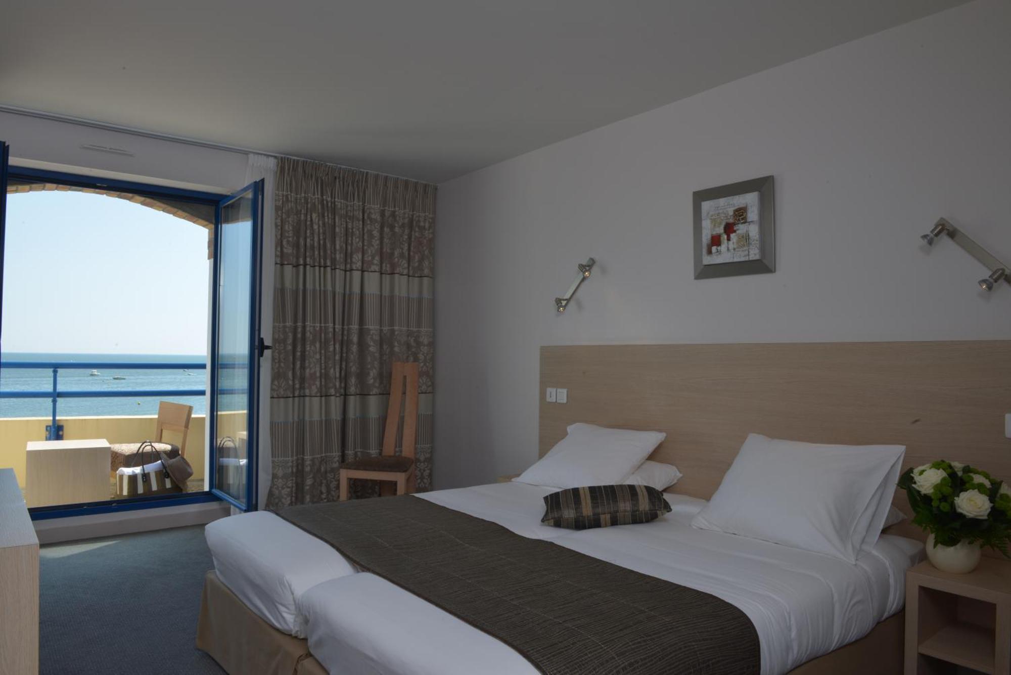 Hotel De La Plage دامجان الغرفة الصورة